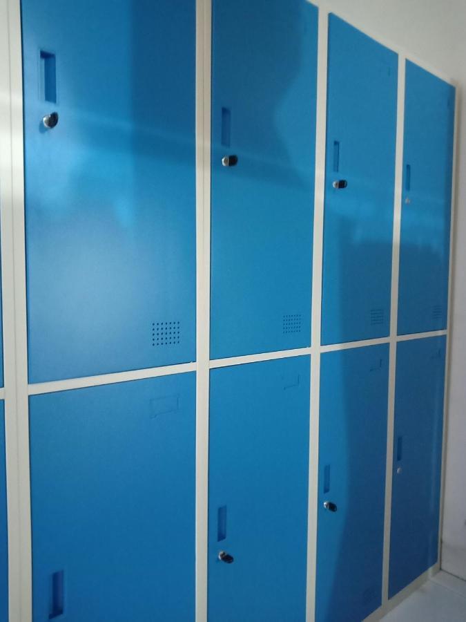 Reddoorz Hostel @ Feliz Noche Cengkareng Джакарта Экстерьер фото